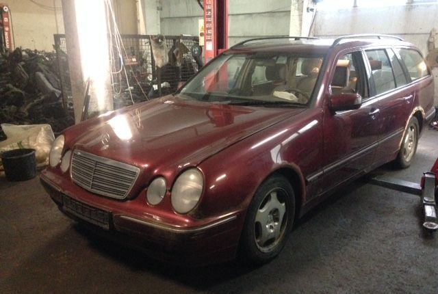 Разбор на запчасти Mercedes E W210 1995-2002