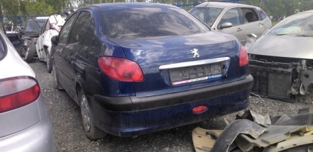 Peugeot 206 в разбор