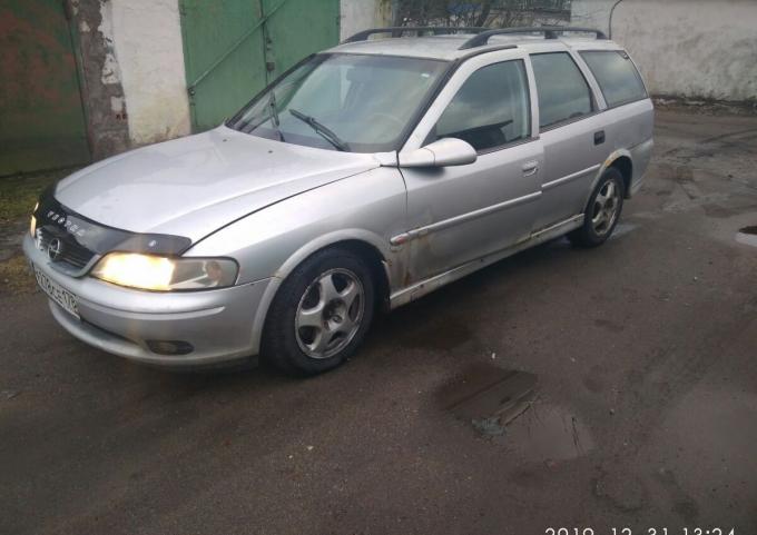 Opel vectra b рестайлинг 2.0 МКПП 1999