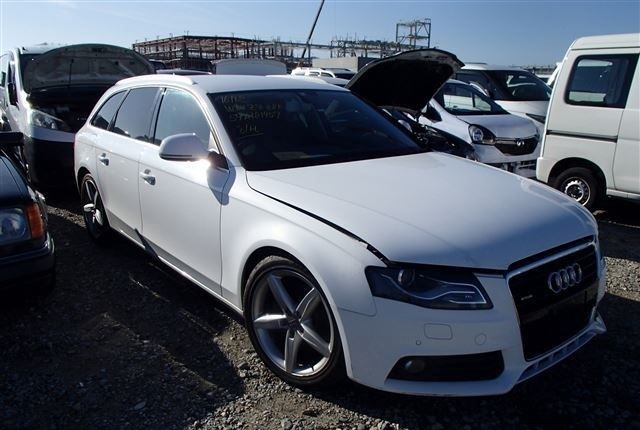 Audi A4 B8 cala 3.2 FSI