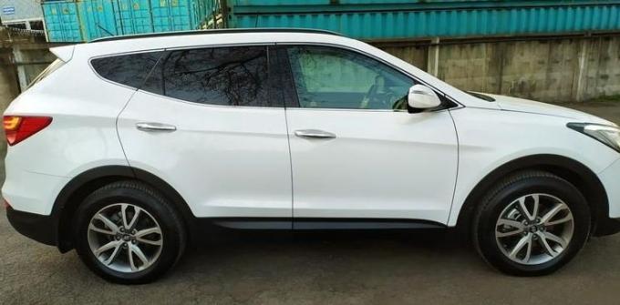 Продам по деталям Hyundai Santa Fe 2014