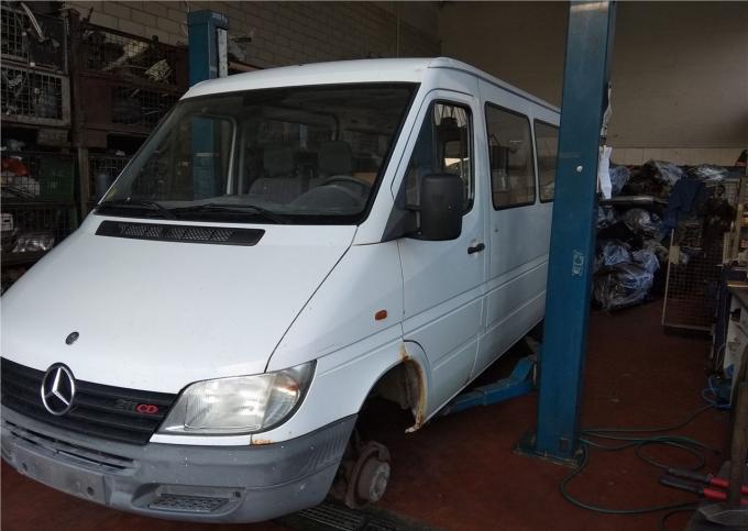 Разобран на запчасти Mercedes Sprinter 1996-2006