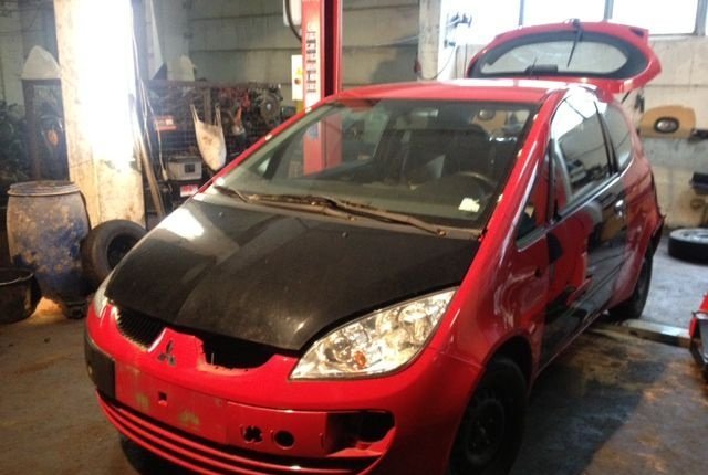 Разбор на запчасти Mitsubishi Colt 2004-2008