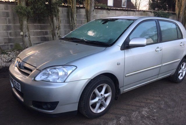 Разбор на запчасти Toyota Corolla E12 2001-2006