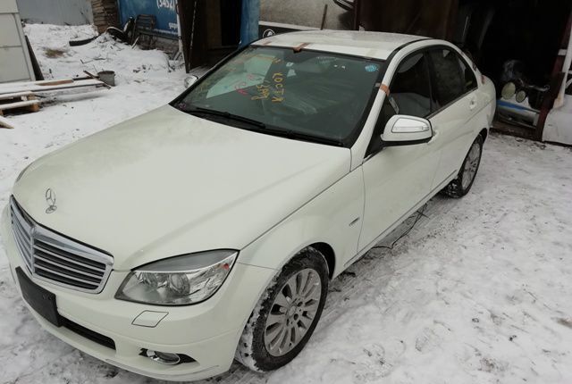 В разборе Мерседес W204 C200 Kompressor 2008г