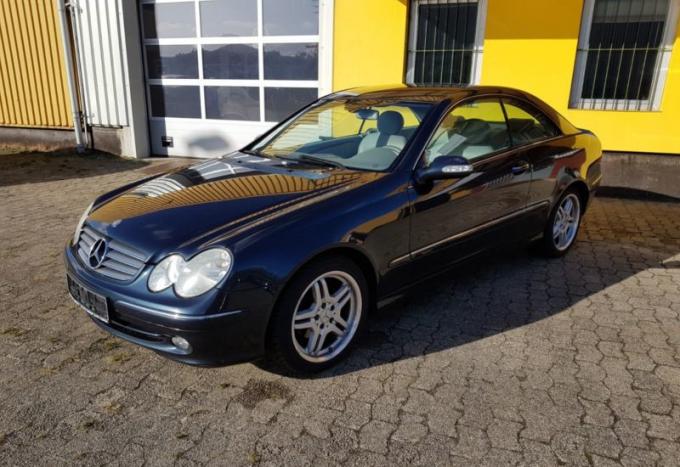 Mercedes-Benz CLK W209 2004г, на запчасти