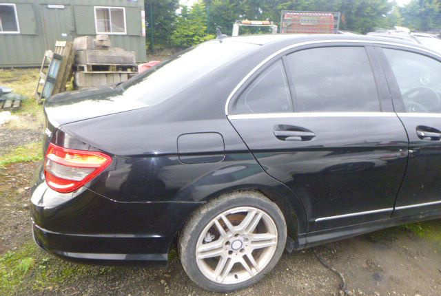 Запчасти Mercedes W204 C250 CDI 2010