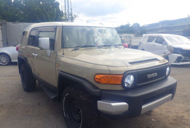 Toyota FJ Cruiser GSJ15W 2012 год