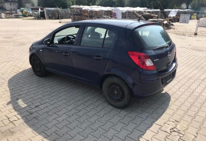 Opel Corsa D 2008г, на запчасти