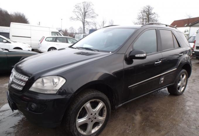 Mercedes-Benz ML W164 2007 г, на запчасти