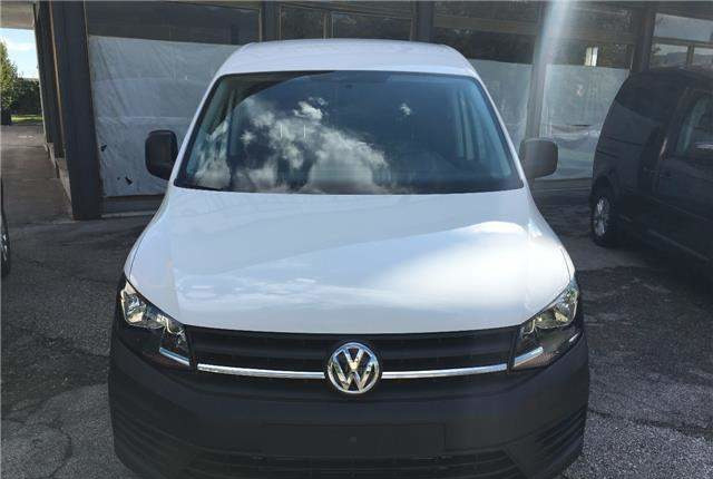 Volkswagen Caddy 2016г. на запчасти