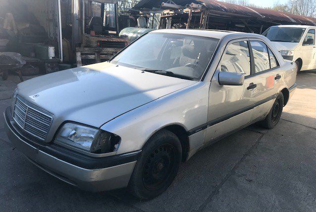 Разобран на запчасти Mercedes C W202 1993-2000