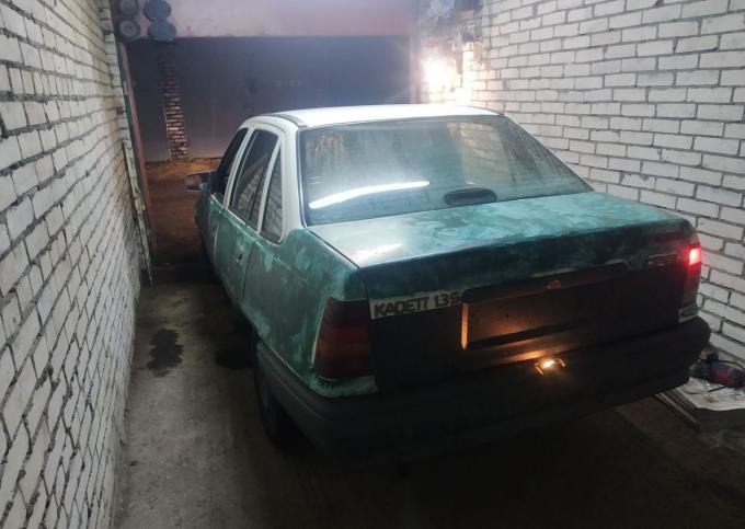 Разборка Opel Kadette E 85-93 1.3S МКПП F10 4-ступ