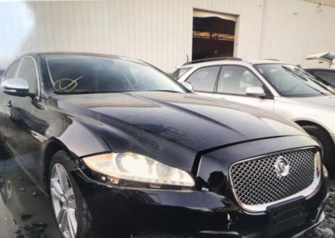 Jaguar XJL