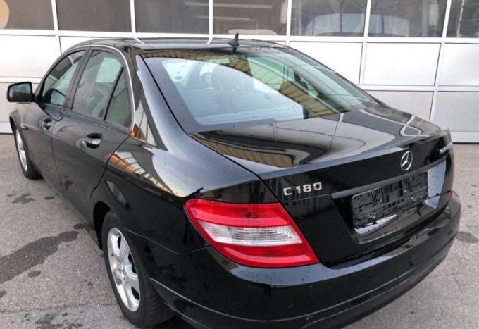 Mercedes-Benz C W204 2010г, на запчасти