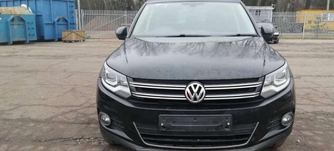 Volkswagen Tiguan 2014 г на запчасти