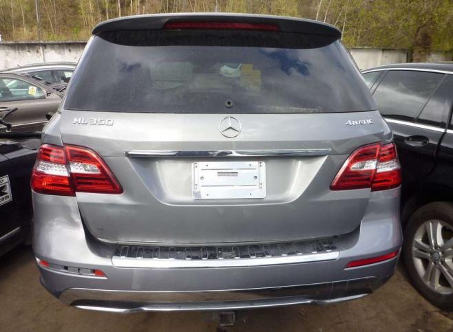 Mercedes W166 M ML 2014г на запчасти