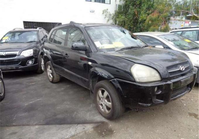 Разбор на запчасти Hyundai Tucson 1 2004-2009