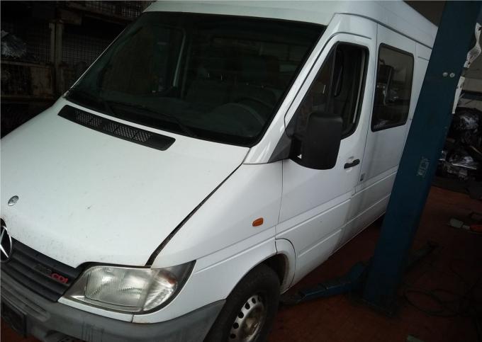 Разобран на запчасти Mercedes Sprinter 1996-2006