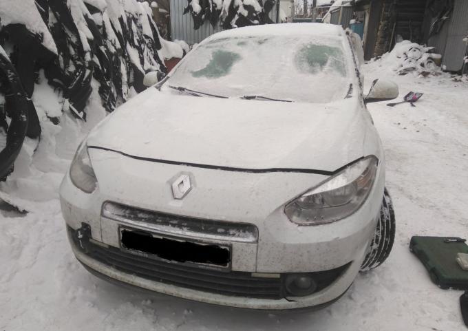 Renault Fluence 2012г по запасным частям до рестай