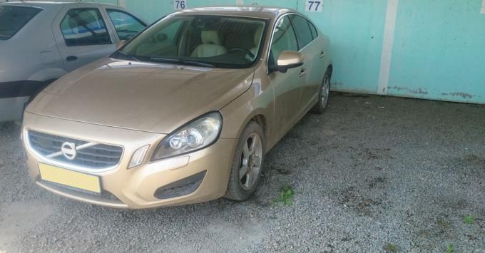 Volvo S60 II 2011 год