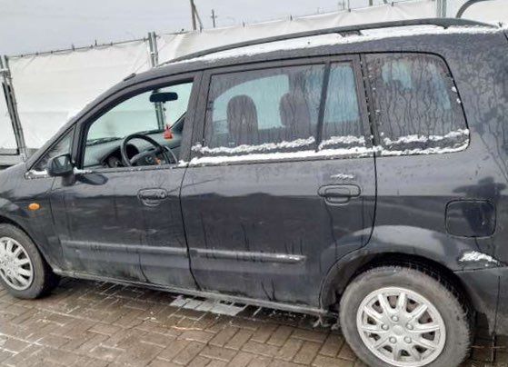 Mazda Premacy 2004г по частям