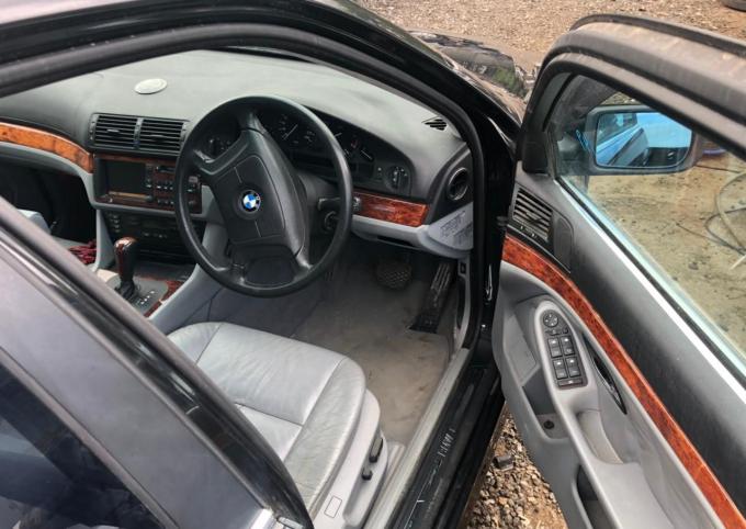 В разборе Bmw e39 m52b25 tu