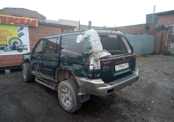 Mitsubishi Montero Sport 3l 6G72 177л/c АКПП 2000г