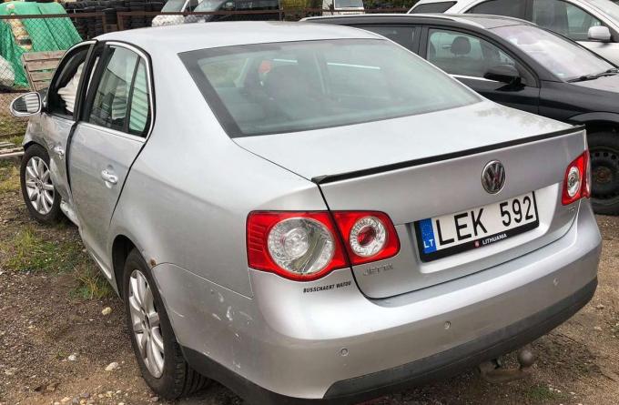 Volkswagen Jetta 2007 г на запчасти