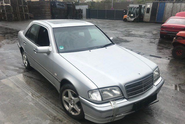 Разбор на запчасти Mercedes C W202 1993-2000