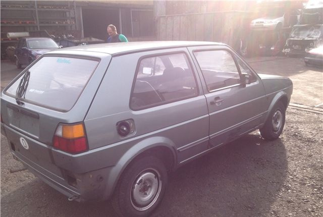 Разбор на запчасти Volkswagen Golf 2 1983-1992