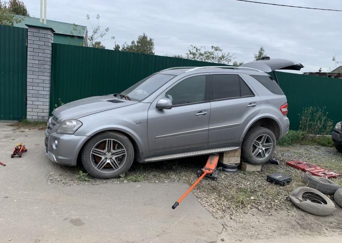 Mercedes ML 6.3 AMG w164 в разборе