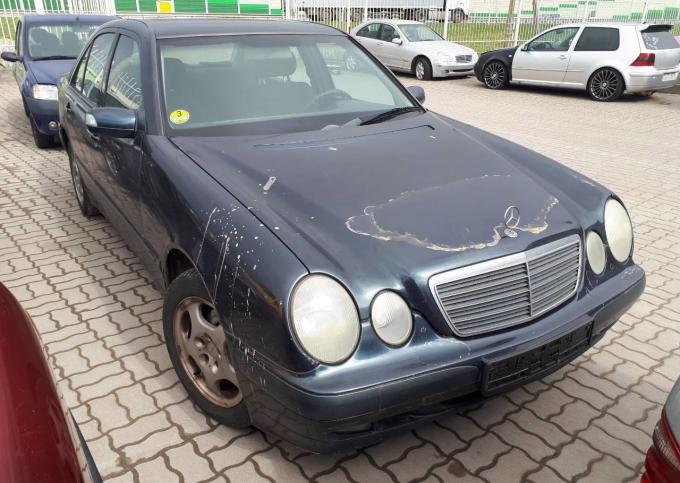 Запчасти Mercedes W210 Мерседес 210 2,2CDI 01г