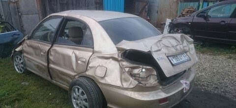 KIA Rio 2004 года по запчастям