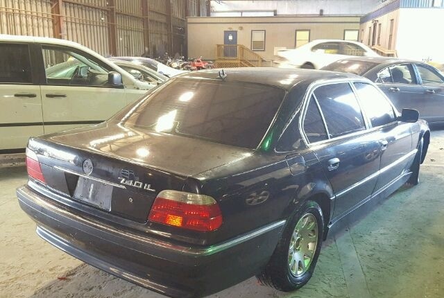 Разбор на запчасти BMW 7 E38