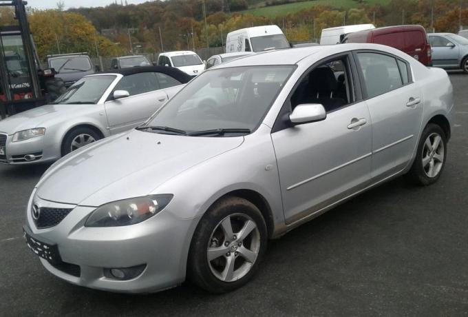 Разбирается Mazda 3 BK 2006 Седан