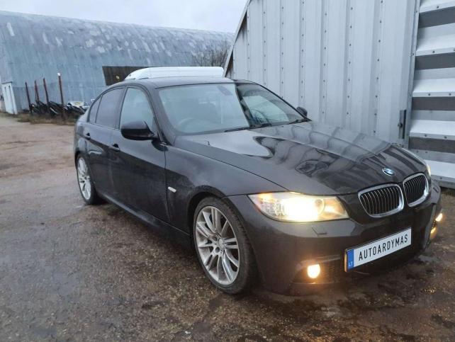 Bmw E90 2010 г по запчастям