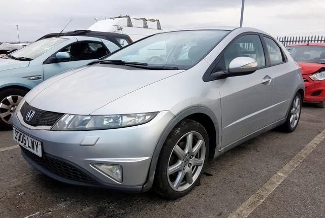 Honda Civic 5D Сивик 5Д 1.8 R18A2 запчасти разбор