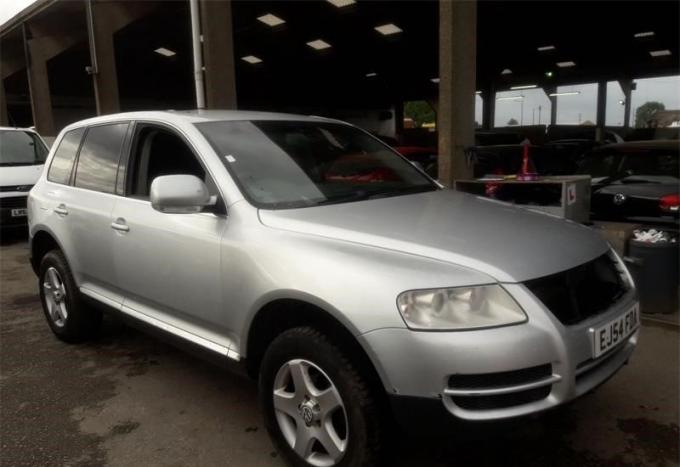 Разбор на запчасти Volkswagen Touareg 2002-2007