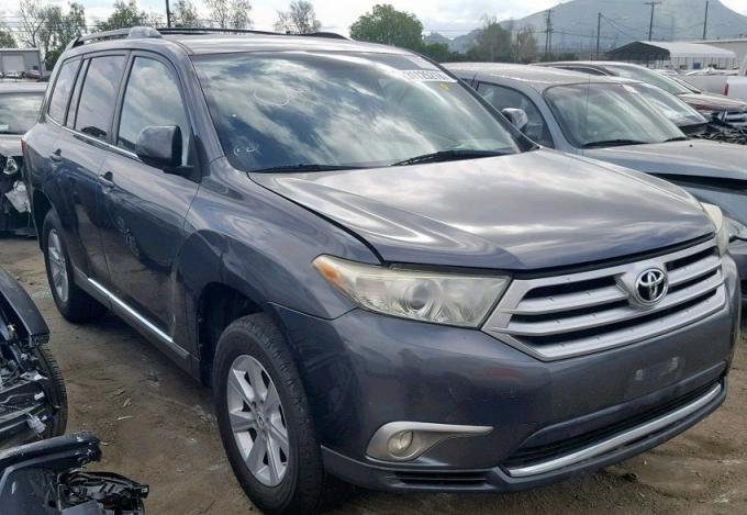 Запчасти Toyota Highlander 2 (Тойота Хайлендер)