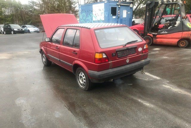 Разбор на запчасти Volkswagen Golf 2 1983-1992