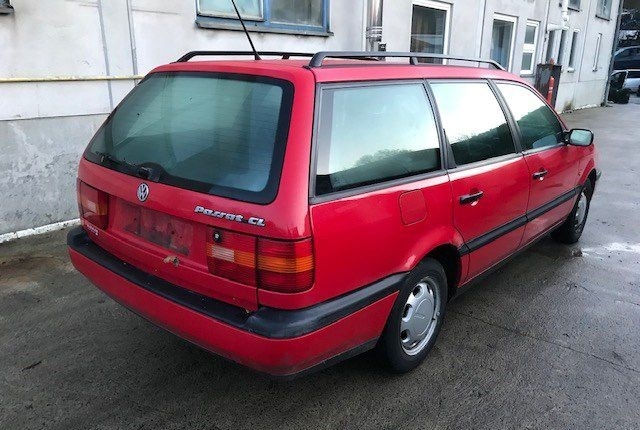 Разбор на запчасти Volkswagen Passat 4 1994-1996