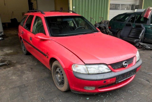 Разобран на запчасти Opel Vectra B 1995-2002