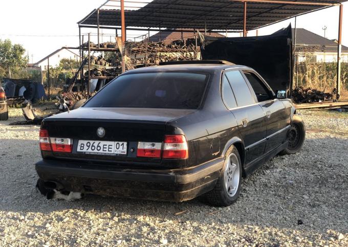 В разборе BMW 520 E34 1995г m50 МКПП