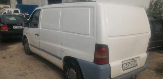 Mercedes-Benz Vito 2.3D мт 1998 W638