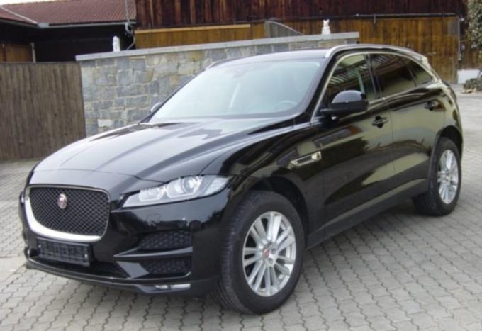 Jaguar F-pace 2016г. на запчасти