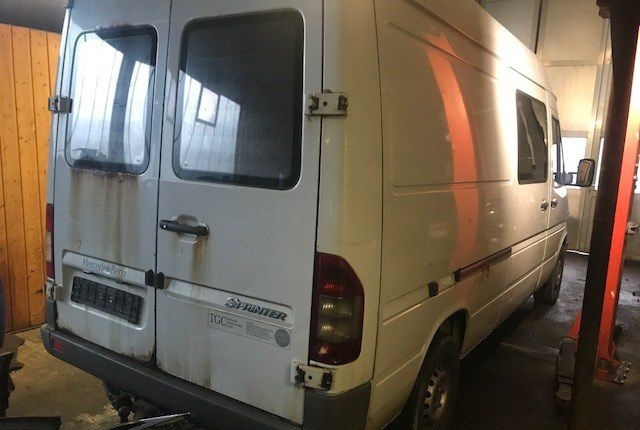 Разбор на запчасти Mercedes Sprinter