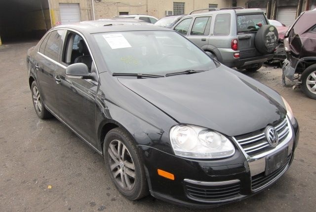 Разбор на запчасти Volkswagen Jetta 5 2004-2010