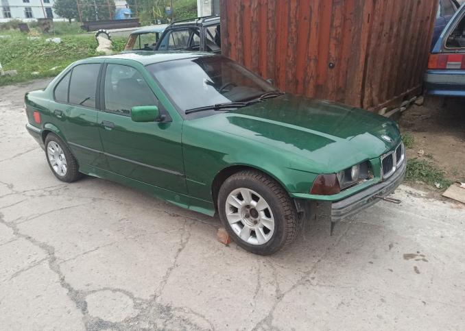 Разбор BMW 316i (E36) 1.6 МКПП