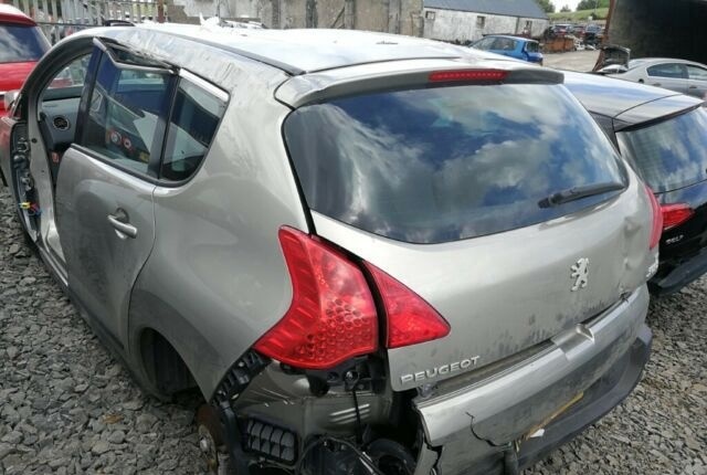 Разборка Peugeot 3008 2011